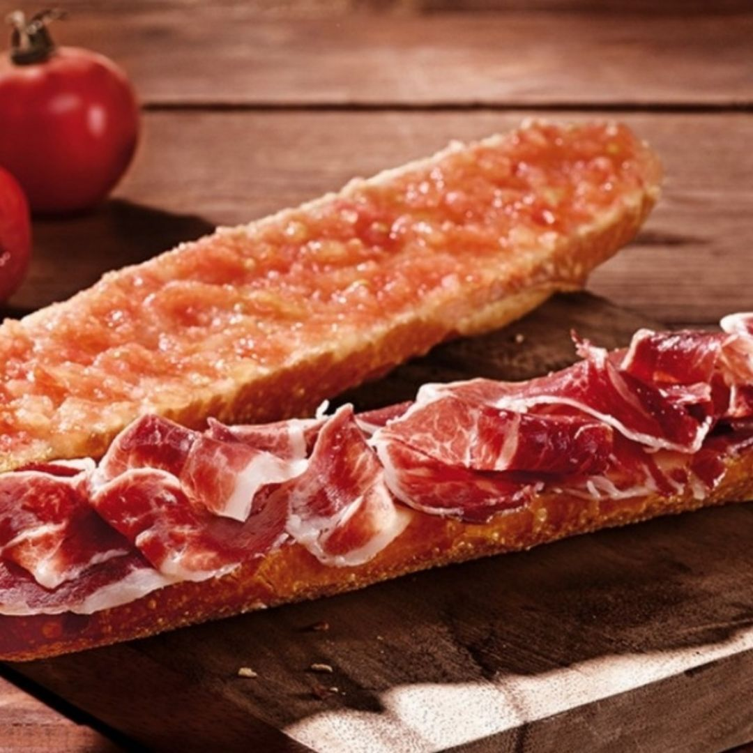 Pan con tomate y jamón